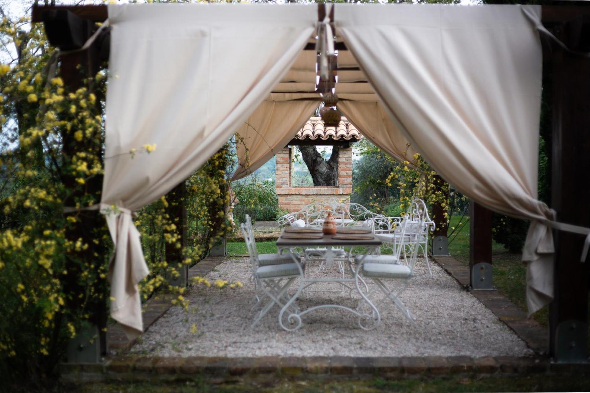 Ca' Le Cerque, Villa Surrounded By The Marche Nature Fossombrone Eksteriør bilde