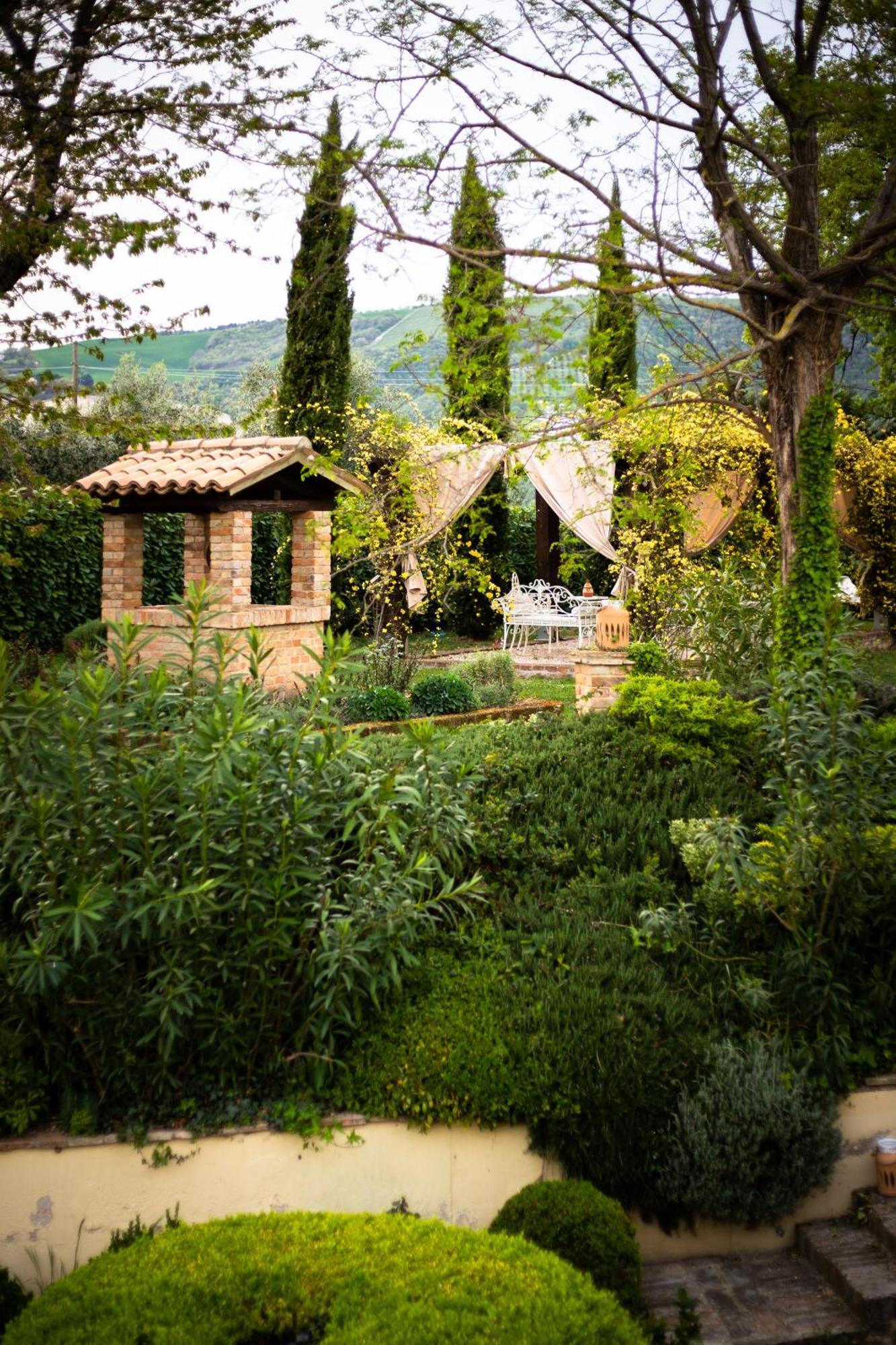 Ca' Le Cerque, Villa Surrounded By The Marche Nature Fossombrone Eksteriør bilde